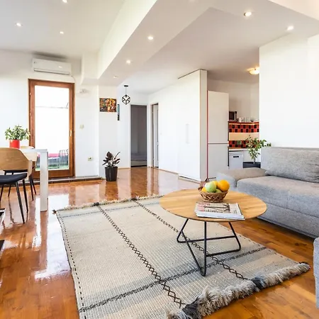 Spacious Loft With One Bedroom And A Big Terrace Belgrad Exterior foto